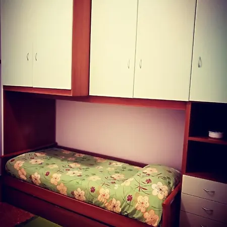 Carducci49 Apartamento *